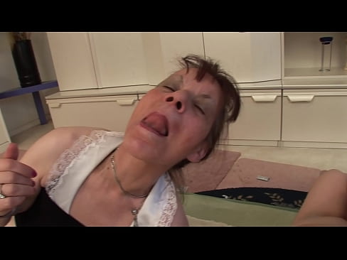 ❤️ Twee oumas en een oupa het 'n drietal ❤️ Porno op af.pornogroupp.ru
