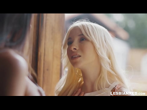 ❤️ Meisie kom 'n paar maande later by die huis en eet uiteindelik haar stiefma se poes ❤️ Porno op af.pornogroupp.ru